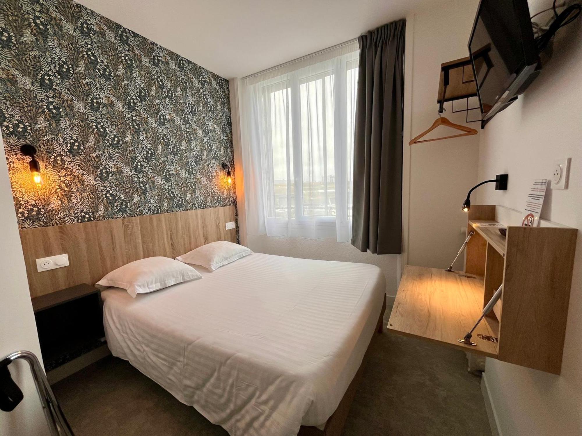 Hotel Le Keroman Lorient Esterno foto