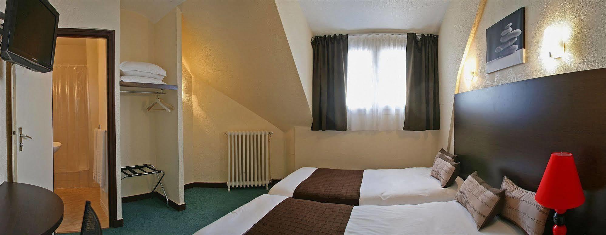 Hotel Le Keroman Lorient Esterno foto