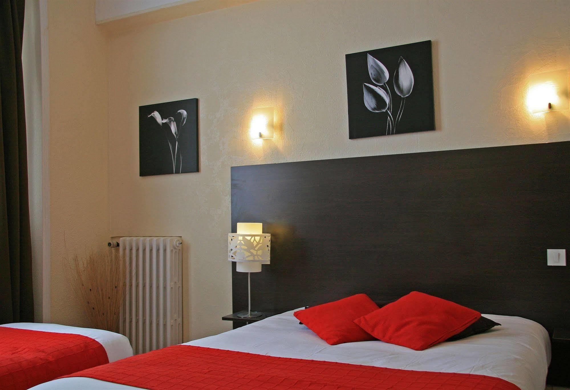 Hotel Le Keroman Lorient Esterno foto