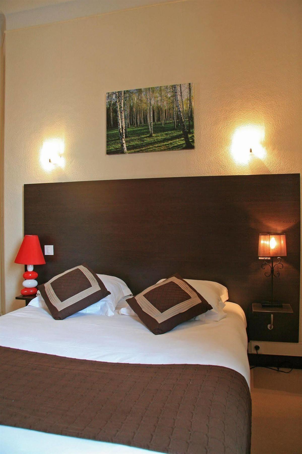 Hotel Le Keroman Lorient Esterno foto
